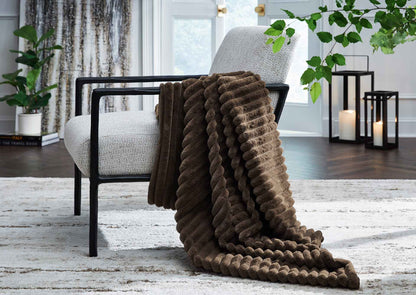 Manta Alsonwell brown