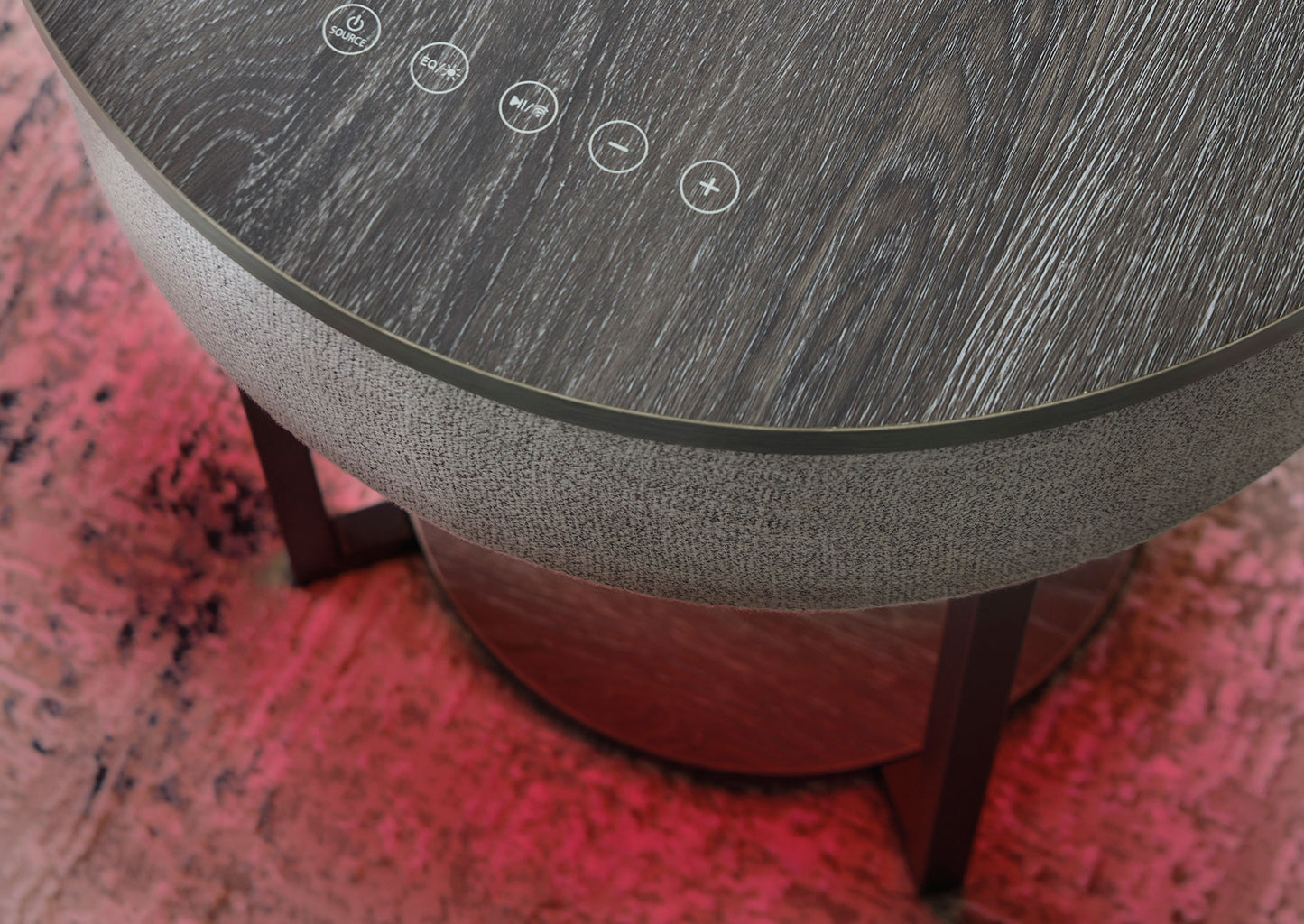 Mesa lateral Sethlen con altavoz