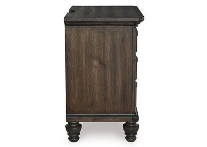 Velador Veramond 3 cajones