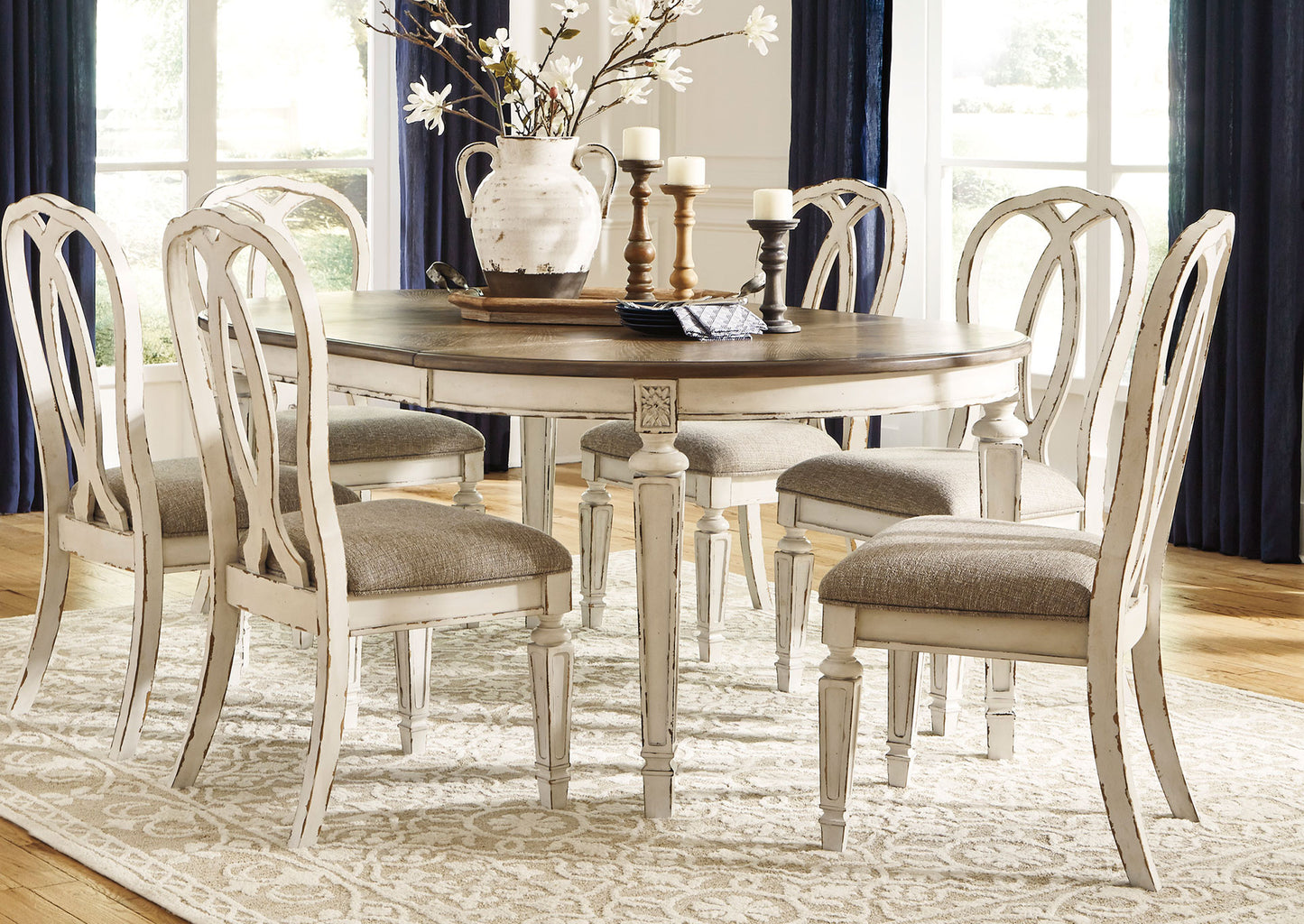 Mesa comedor Realyn extensible