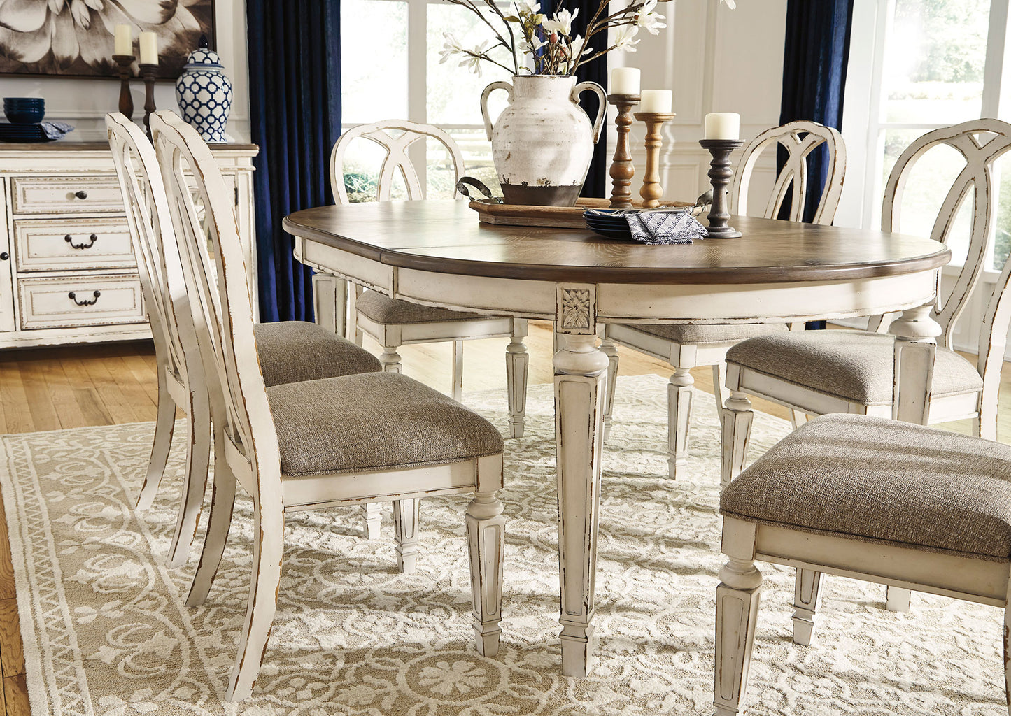Mesa comedor Realyn extensible